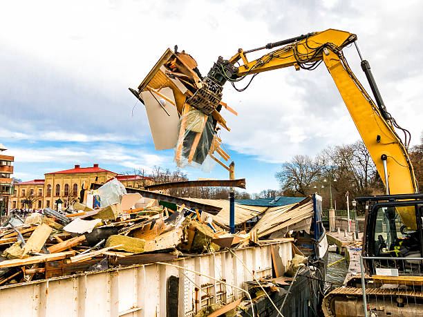 Best Yard Waste Removal  in Taft, CA